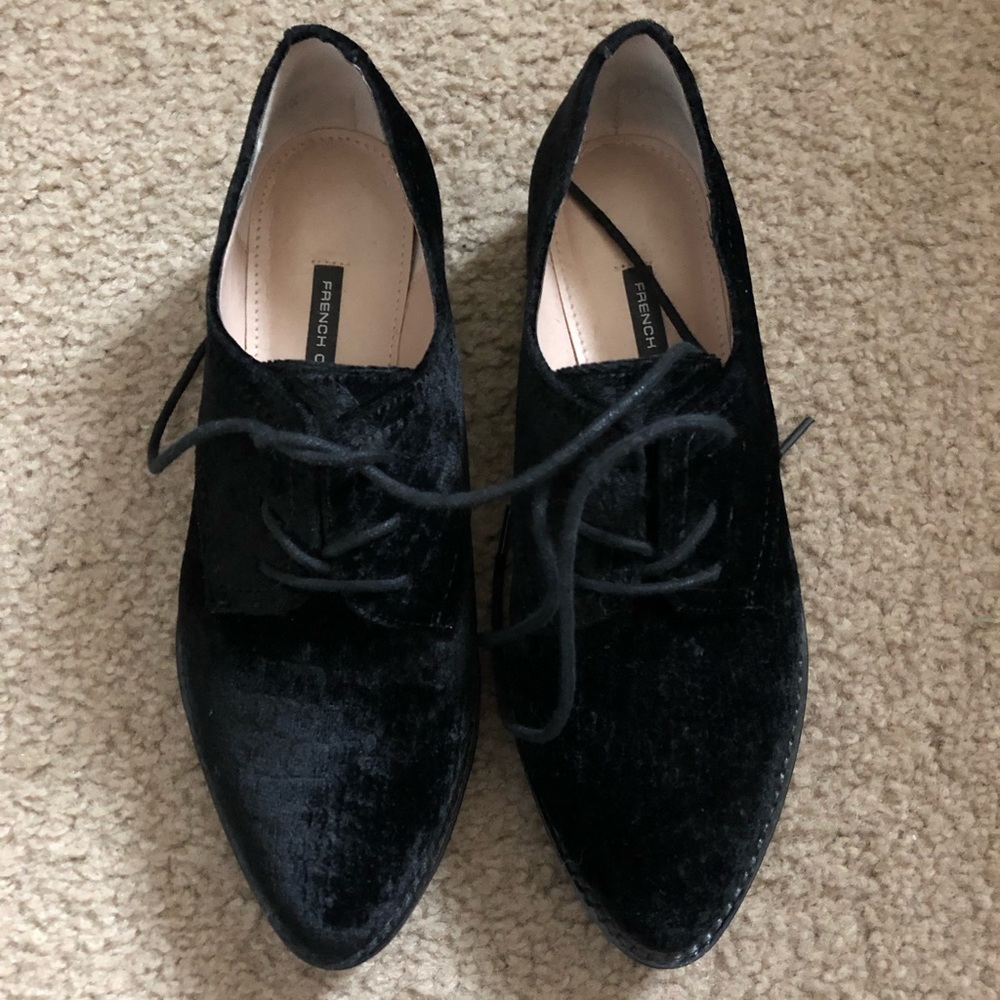 Velvet French Connection Oxford shoes.